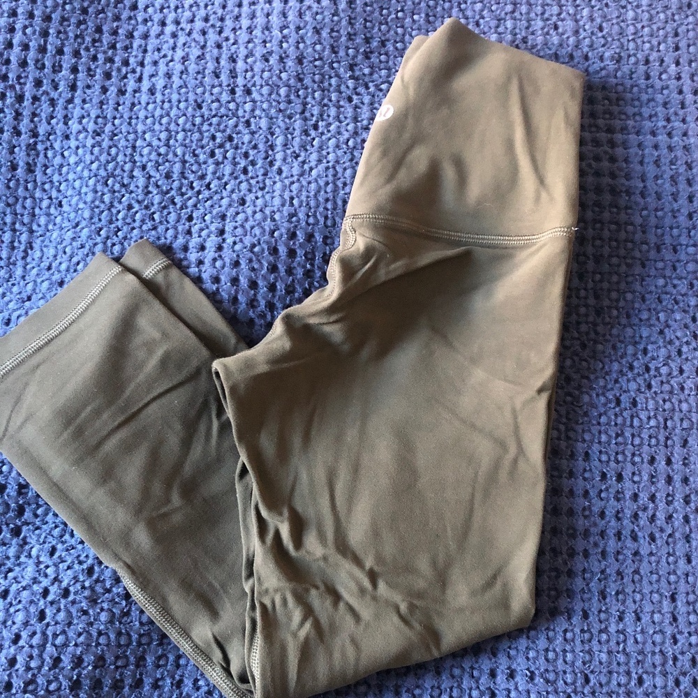 Lululemon align cropped green size 2